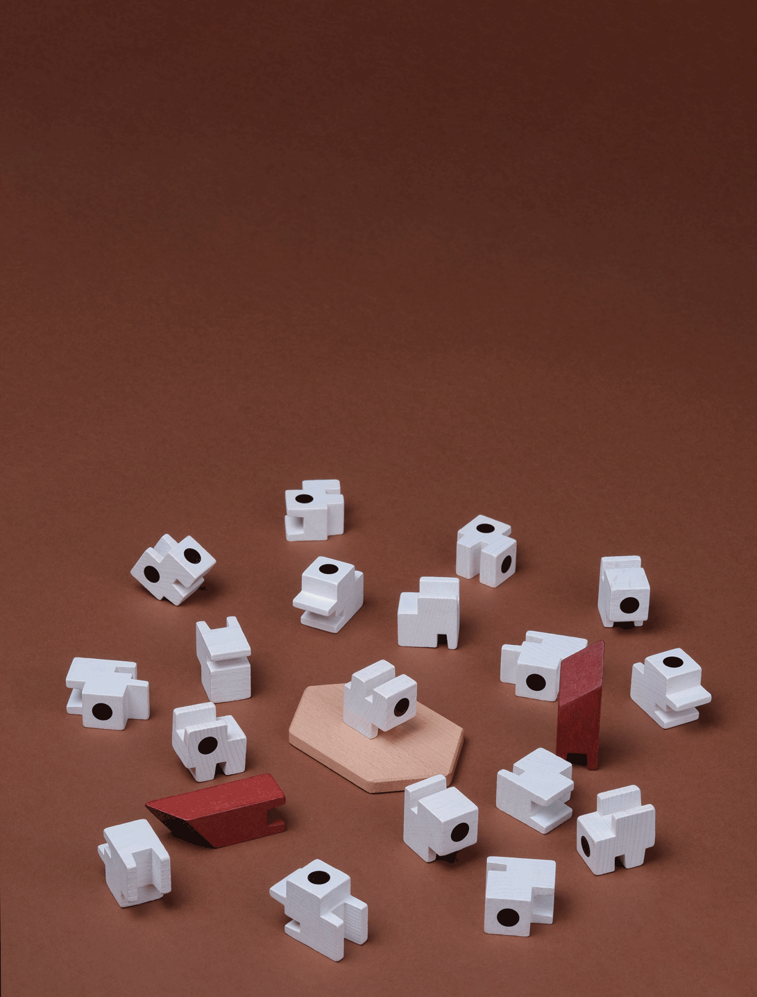 Animation showing the Japanese Capsule Tower blocks game being assembled.